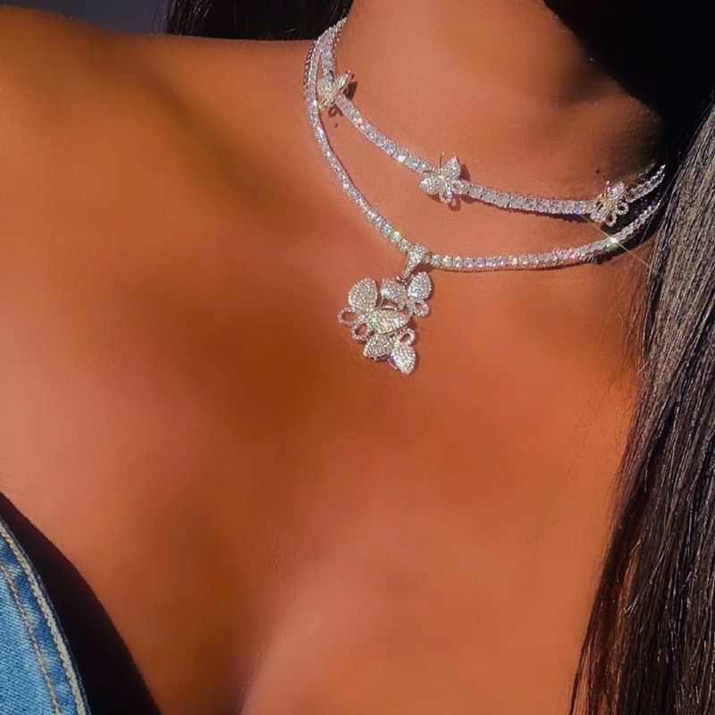 Hip Hop Full Diamond Butterfly Necklace Set Three Small Butterflies Set with Diamond Clavicle Chain Two-piece Set_ipsvogv.com