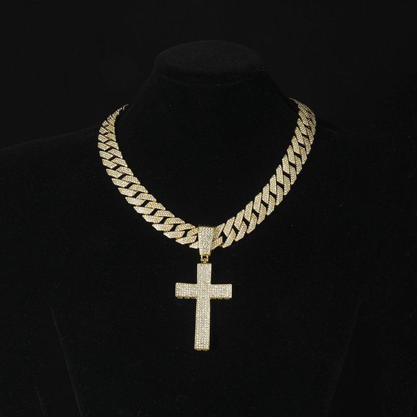 Popular Personality Cross Pendant With Alloy Dia Cuban Chain Religious Belief Hip Hop Necklace_ipsvogv.com