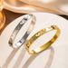 Hot Selling Trend Light Luxury, High-end Feel Heart-shaped Diamond Inlaid Titanium Steel Bracelet, Female Non Fading_ipsvogv.com