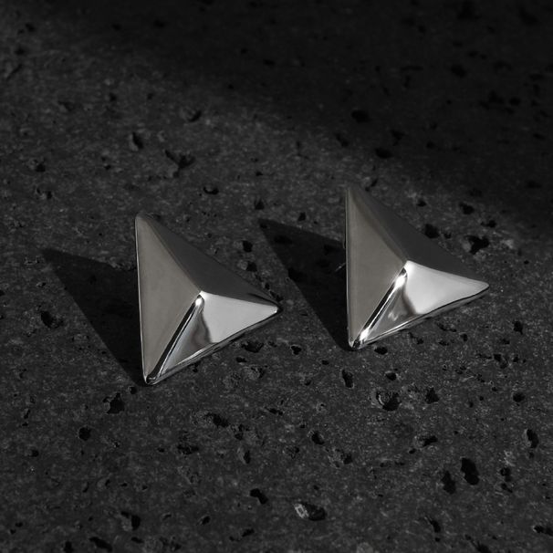 INS Retro Plated Titanium Steel Polished Three Dimensional Triangle Earrings_ipsvogv.com