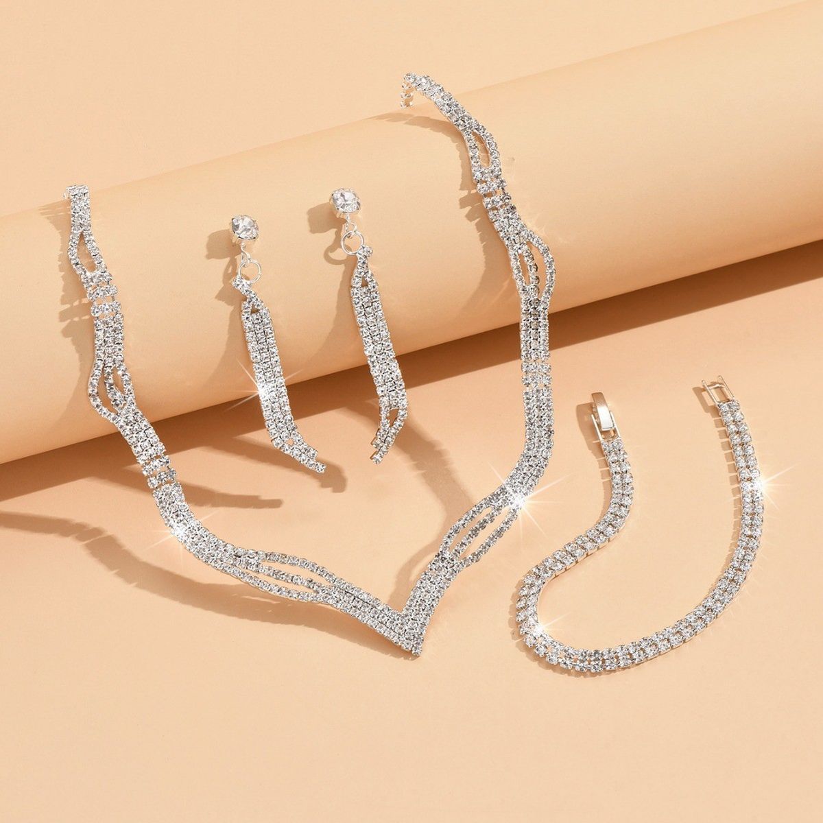 2025 Super Shiny Rhinestone Necklace Earrings Bracelet Fashion Collarbone Chain Bridal Jewelry Three-Piece Set_ipsvogv.com