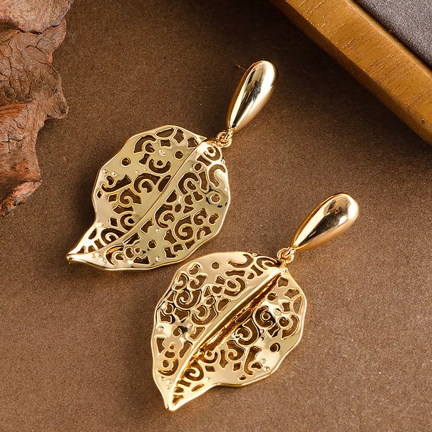 Fashionable, Exaggerated, Atmospheric, Irregular Wave Leaf Ea, Light Luxury Temperament, High-end Silver Needle_ipsvogv.com