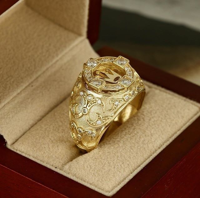 Sanjie Gold Plated Crown Ring, Carved Full Diamond Male Ring Gift_ipsvogv.com