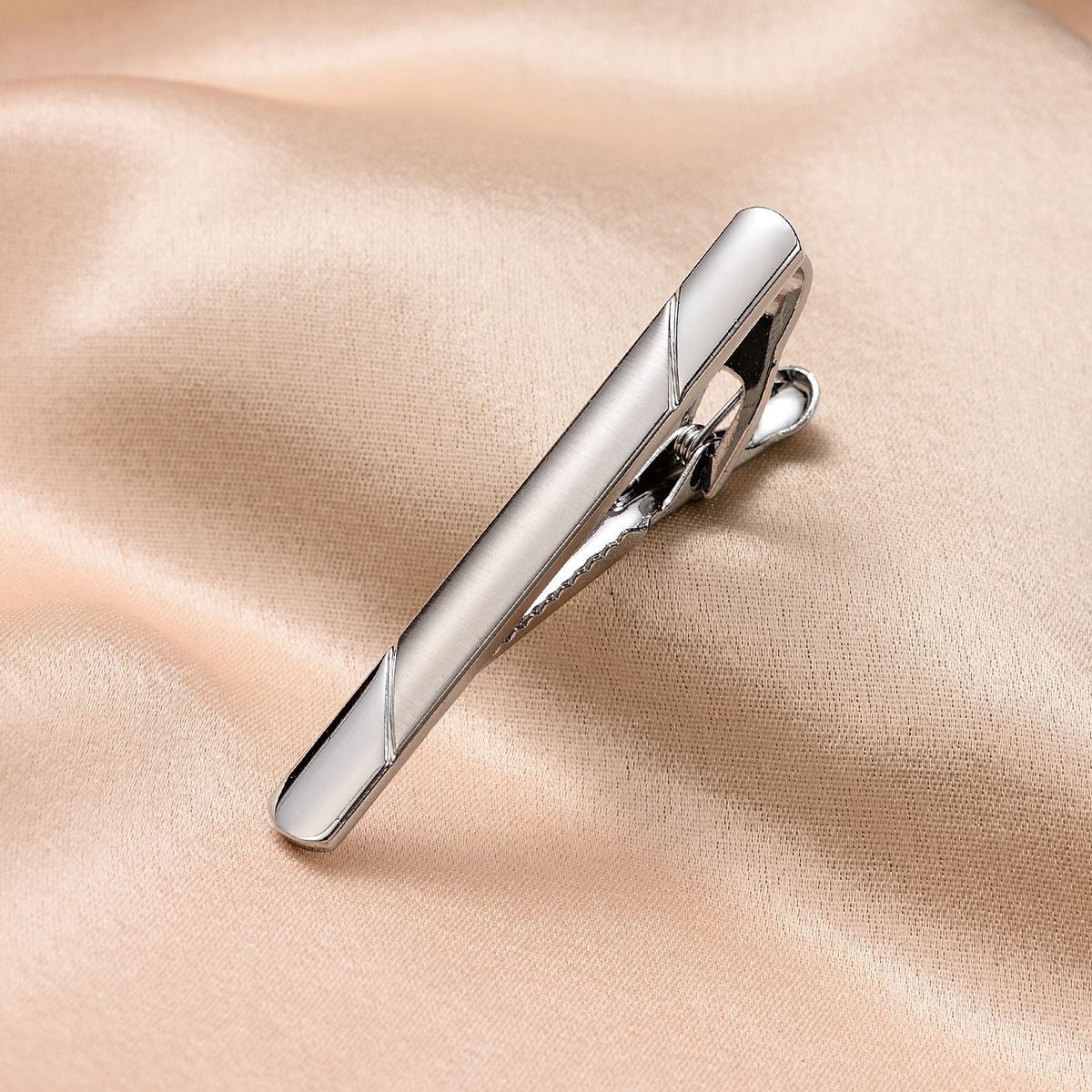 High End Four Piece Tie Clip Set French Glossy Twill Tie Clip Gold, Silver, Blue And Black Tie Clip K37_ipsvogv.com