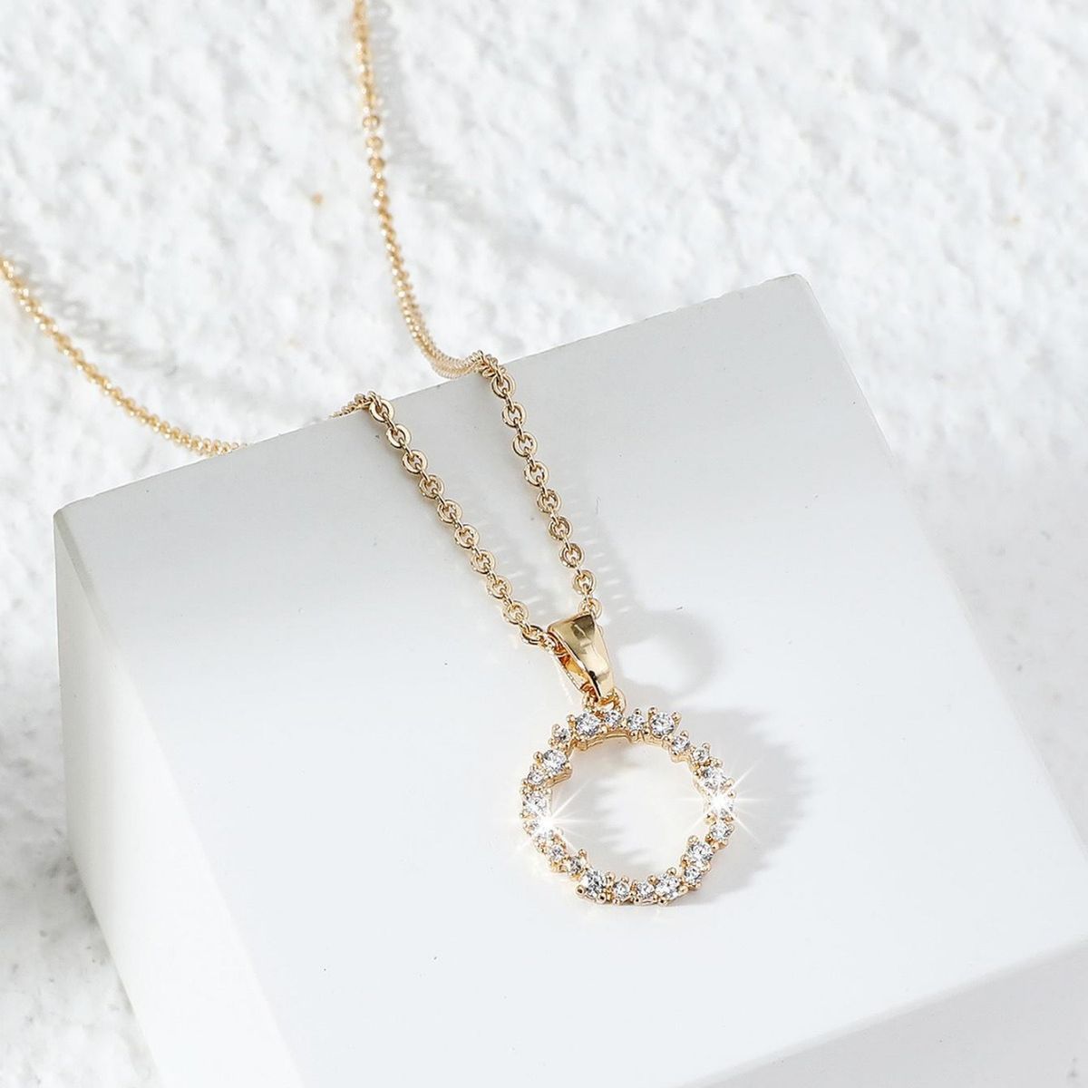 New Circle Clavicle Necklace For Women Ins Japanese And Korean Style Full Diamond Copper Inlaid Zircon High End Necklace Net Celebrity All Match Chain_ipsvogv.com