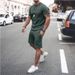 Men's short-sleeved shorts two-piece sports and leisure suit_ipsvogv.com
