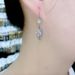 Cao Shi's diamond earrings for women's new design, showing off the trend of slim earrings to the small crowd_ipsvogv.com