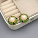 New round contrasting enamel pearl inlaid diamond earr, fashionable, simple, personalized, high-end and elegant_ipsvogv.com