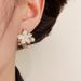 Fresh And Elegant Fashion Crystal Flower Pearl For Women, Light Luxury Sweet Versatile S Silver Needle Earrings_ipsvogv.com