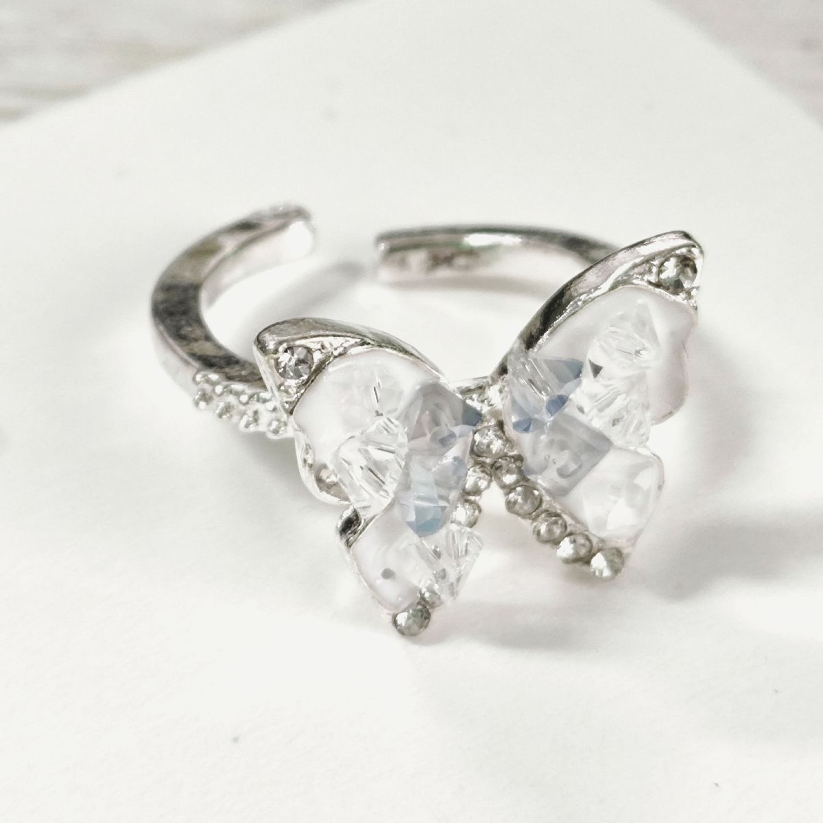 Summer Fragmented Ice Blue Butterfly Ring, Female Niche Design, Light Luxury, High Grade, Finger Ring 2024 New Edition_ipsvogv.com