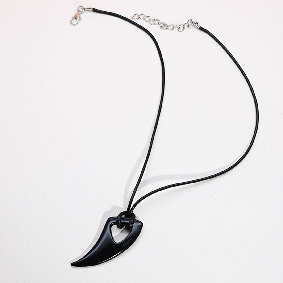 Hip hop punk Spike necklace simple personality street hipster horn pendant collar for men_ipsvogv.com