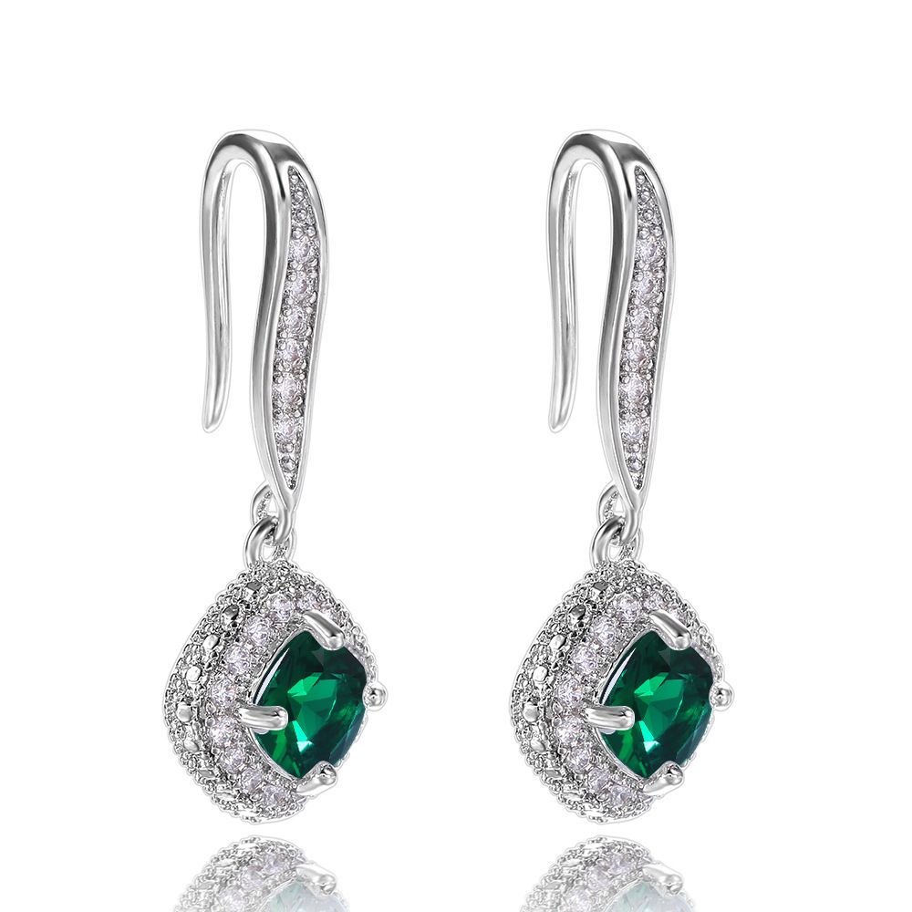 Cao Shixi's high-end, atmospheric, and versatile square zircon earrings for women's first jewelry batch_ipsvogv.com