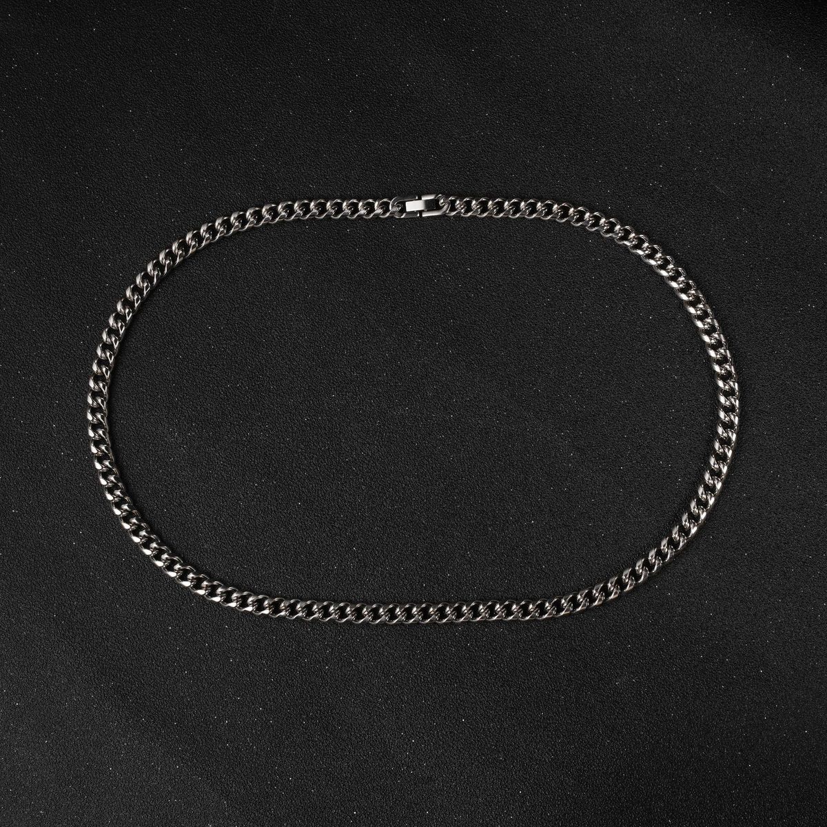 Titanium steel necklace men's autumn and winter high end non fading jewelry stainless steel Cuban chain men's necklace_ipsvogv.com