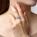 Cao Shi's Dazzling Petal Studded Ring Is A Luxurious And Trendy Jewelry Accessory For Women's Weddings_ipsvogv.com