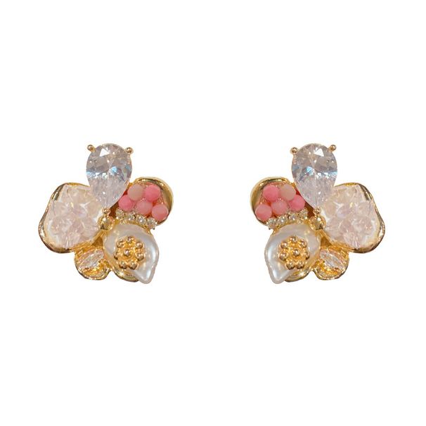 Spring New Fashion Sweet Versatile Diamond-Studded Pearl Five-Petal Flower For Women S Silver Needle Light Luxury_ipsvogv.com