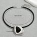 Minimalist women's necklace with niche inlaid electroplating design, long collarbone chain_ipsvogv.com