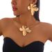 Irregular Petals Pendant Metal Collar Women 2025 Summer Fashion Internet Celebrity Temperament Stage Catwalk With Accessories_ipsvogv.com