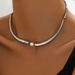 Women's necklace with niche design, geometric curved hook string, pearl collarbone versatile long neck chain, women's_ipsvogv.com