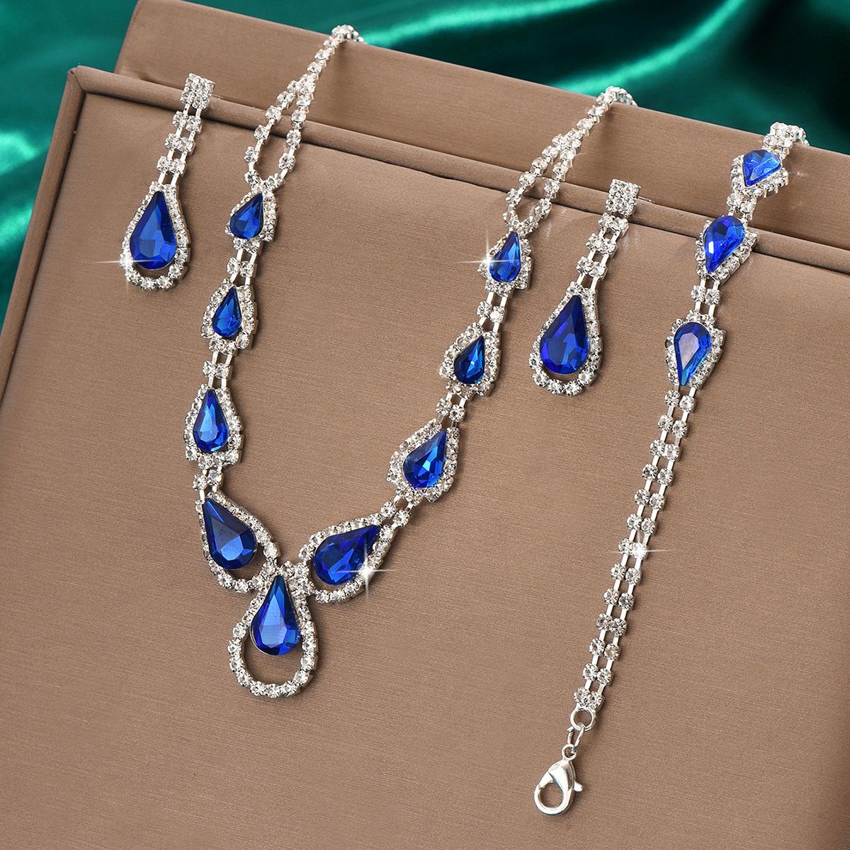 Bridal Jewelry Set - Necklace, Earrings & Bracelet In Electroplated Silver (3-Piece Copper Claw Chain Wedding Set)_ipsvogv.com