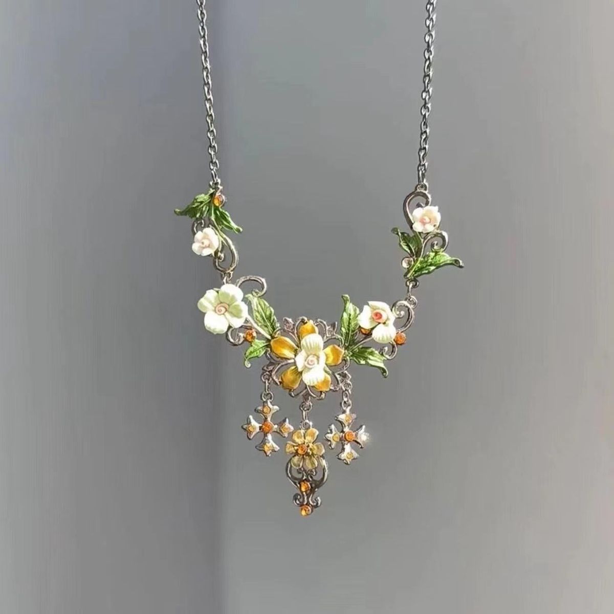 Summer Green Field~Enamel Necklace 2024 New Hot Spring And Summer Pastoral Garden Flower Flower Design Necklace For Women_ipsvogv.com