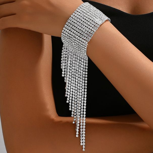 2024 new inlaid bracelet for women with niche diamond design, versatile and high-end hand accessories_ipsvogv.com