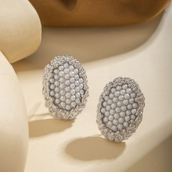 Ins Light Luxury Personality Niche Brass Gold-Plated Women's Irregular Oval Pearl Earrings_ipsvogv.com