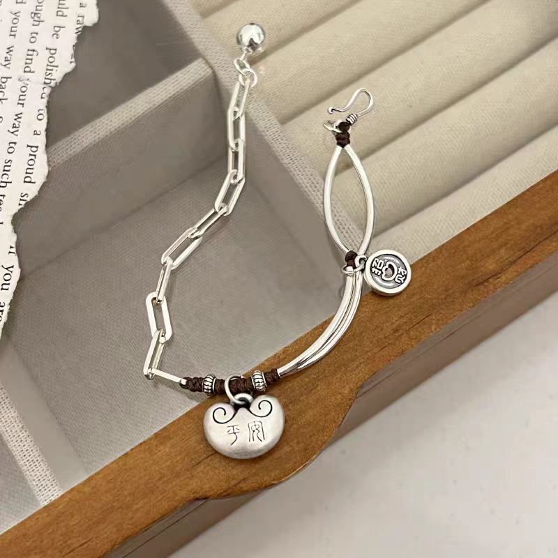New Chinese Safety Lock Women's New Titanium Steel Splicing Bracelet, Simple, Fashionable, Versatile And Cool Style_ipsvogv.com
