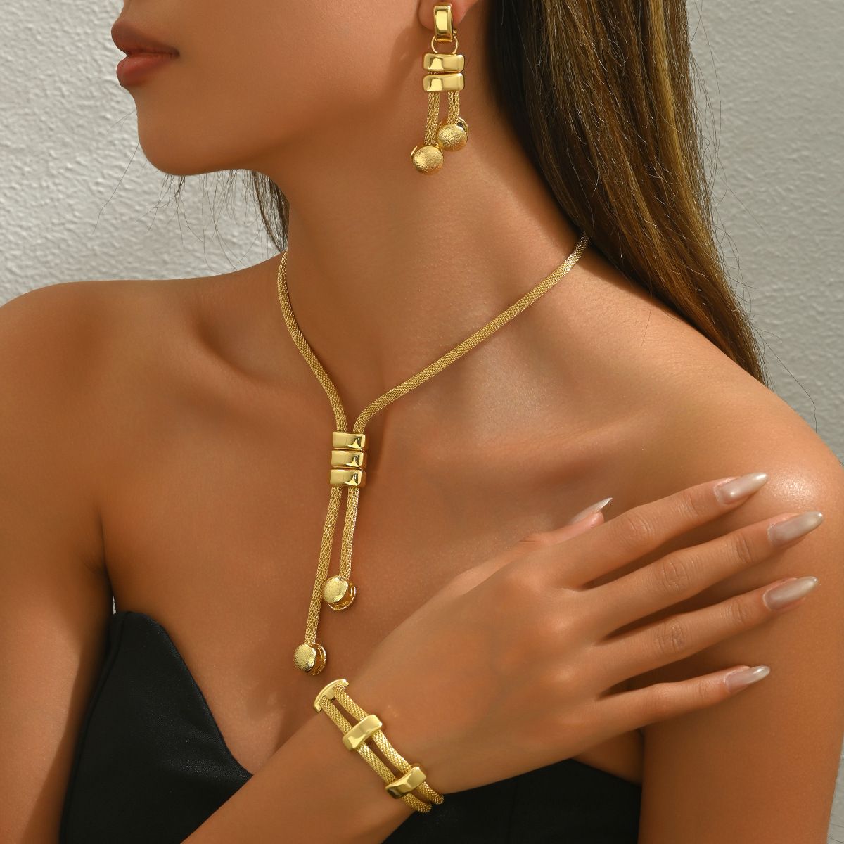 Women’s Jewelry Set Fashion Ladies Jewelry Set Electroplating Long Necklace Geometric Tassel Earrings Versatile Bracelet For Women_ipsvogv.com