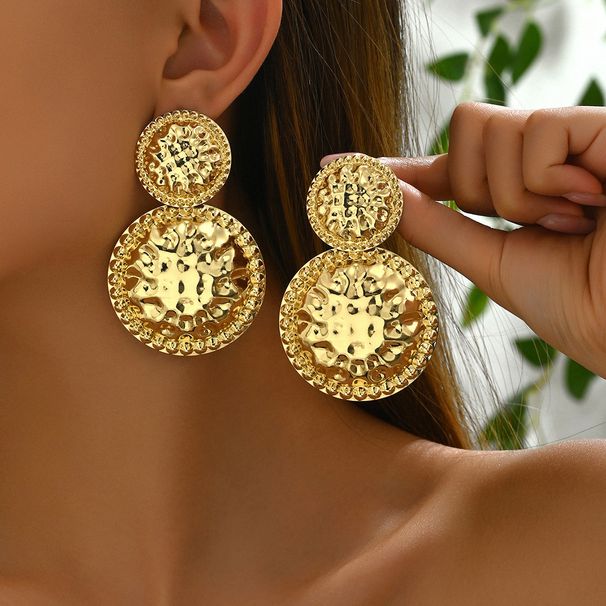 Fashionable OL light luxury with a niche high-end feel, pleated round design for women, versatile e, and simple_ipsvogv.com