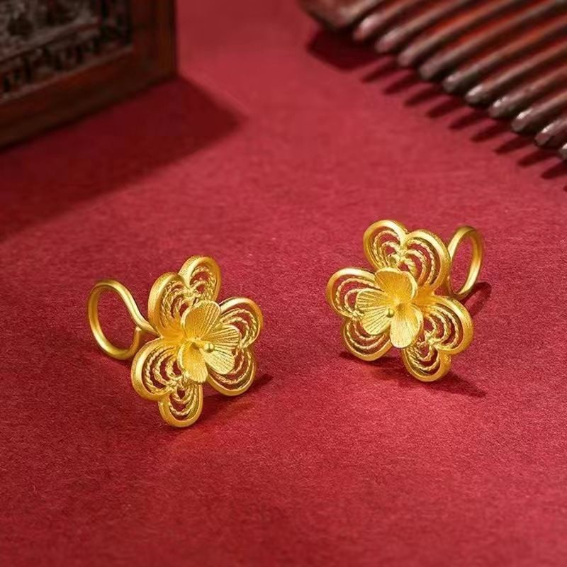 New Clover Gold-plated Women's Hot Selg Fashion Jewelry Simple Small Wer Stud Earrings_ipsvogv.com