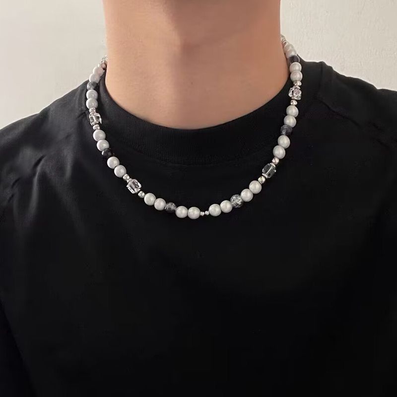 Niche Design Reflective Pearl Cross Pendant Collarbone Chain Men's Light Luxury High-end Sense European And American Hip-hop Style Sweater Chain_ipsvogv.com