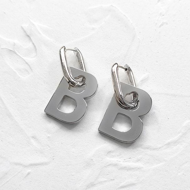 ins retro letter B earrings cold style earrings simple temperament net red earrings personality detachable earrings_ipsvogv.com
