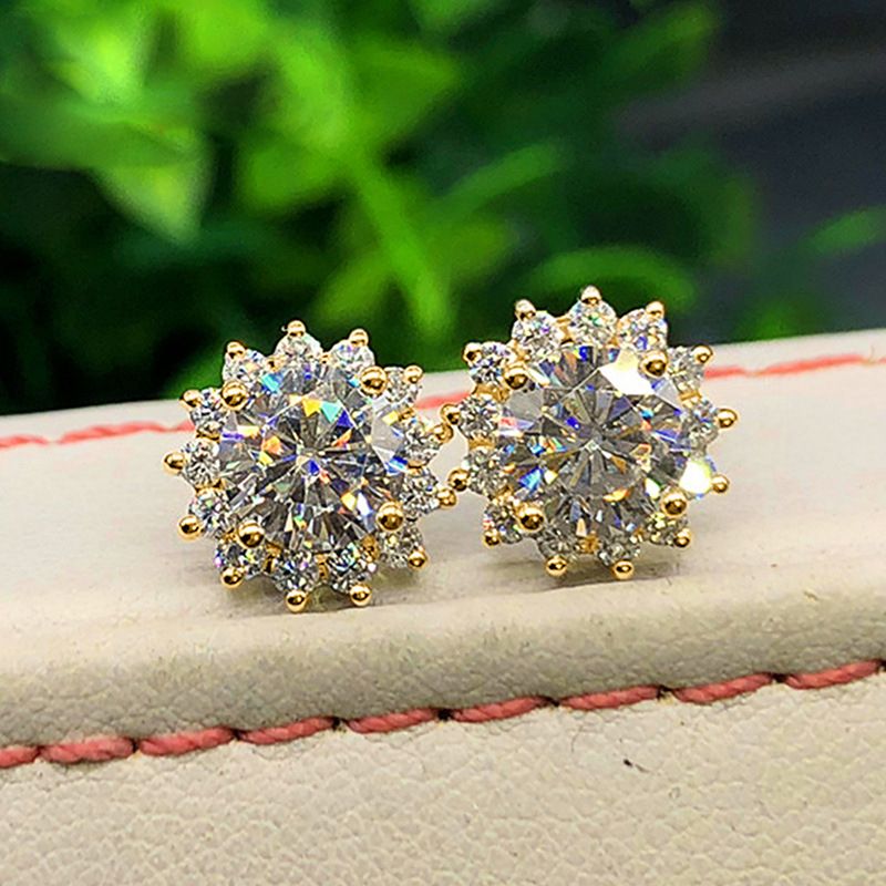 Cao Shi's Simple and Luxury Wind Flower Blossom Full of Diamond Korean Edition Snow Micro Set Zircon Earrings_ipsvogv.com