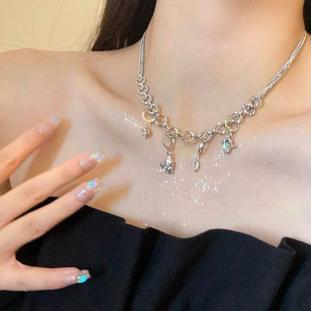 Moonlight Zircon Necklace Women's Summer Ins Hip-hop Cool Style Accessories Light Luxury High-end Collarbone Chain 2022_ipsvogv.com
