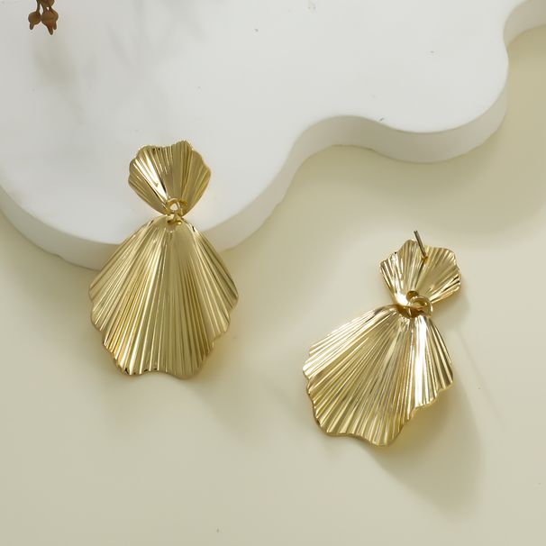 Gold Exaggerated Irregular Pleated High-end Fashion Women's Earrings_ipsvogv.com