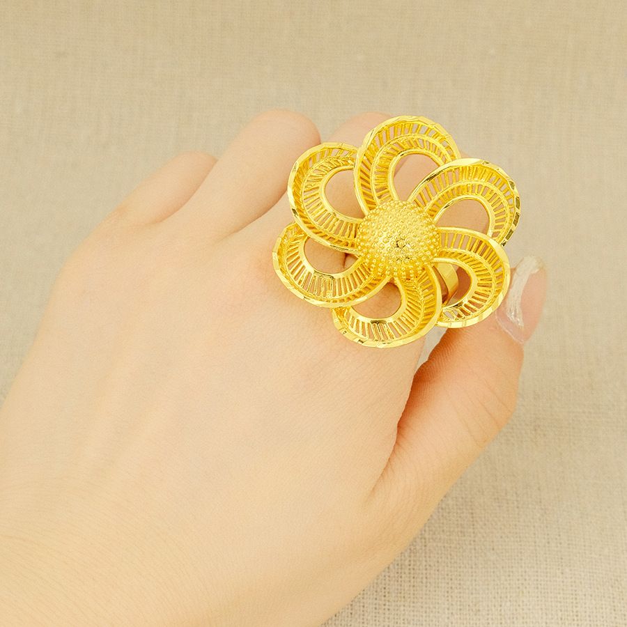 New Gold-plated Flower Women's Ring, Exaggerated Jewelry, Bride's Wedding Accessories, Exquisite Gifts_ipsvogv.com