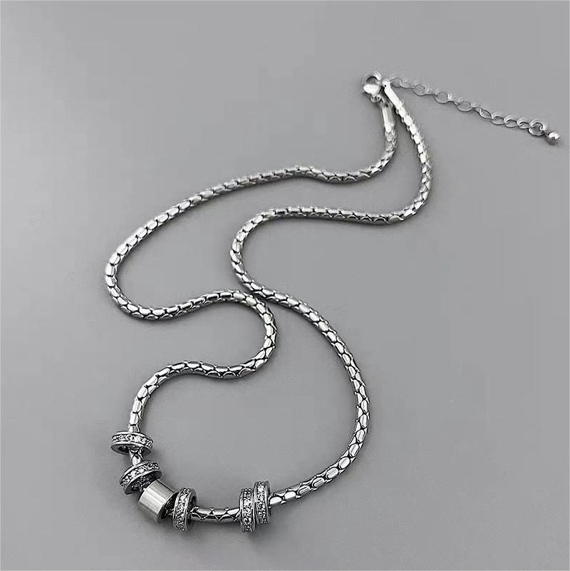 Neutral Cold Style Titanium Steel Diamond Ring Pendant Necklace For Women Light Luxury Design Versatile Clavicle Chain For Men_ipsvogv.com
