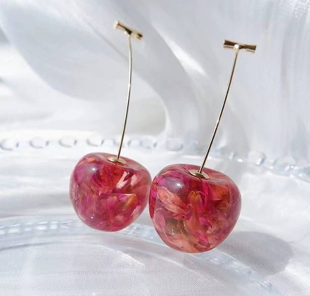 New Female Temperament Sweet And Fresh Cherry Resin Ladies Earrings Jewelry Gifts_ipsvogv.com