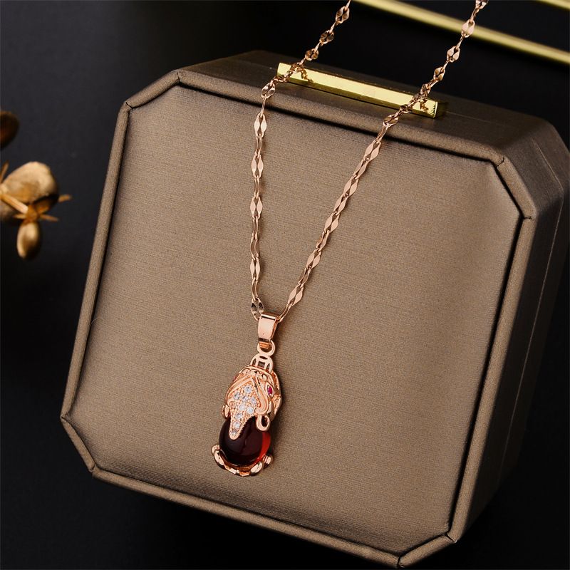 New Year Red Lucky Pixiu Titanium Steel Necklace Women's Gold Plating Internet Red Explosions Clavicle Chain Trendy Fashion Jewelry_ipsvogv.com