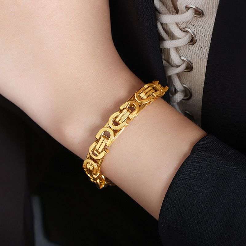 Men And Women's Jewelry Exaggerated Metal Bracelets Unisex Style Jewelry All Match Titanium Steel Bracelets_ipsvogv.com