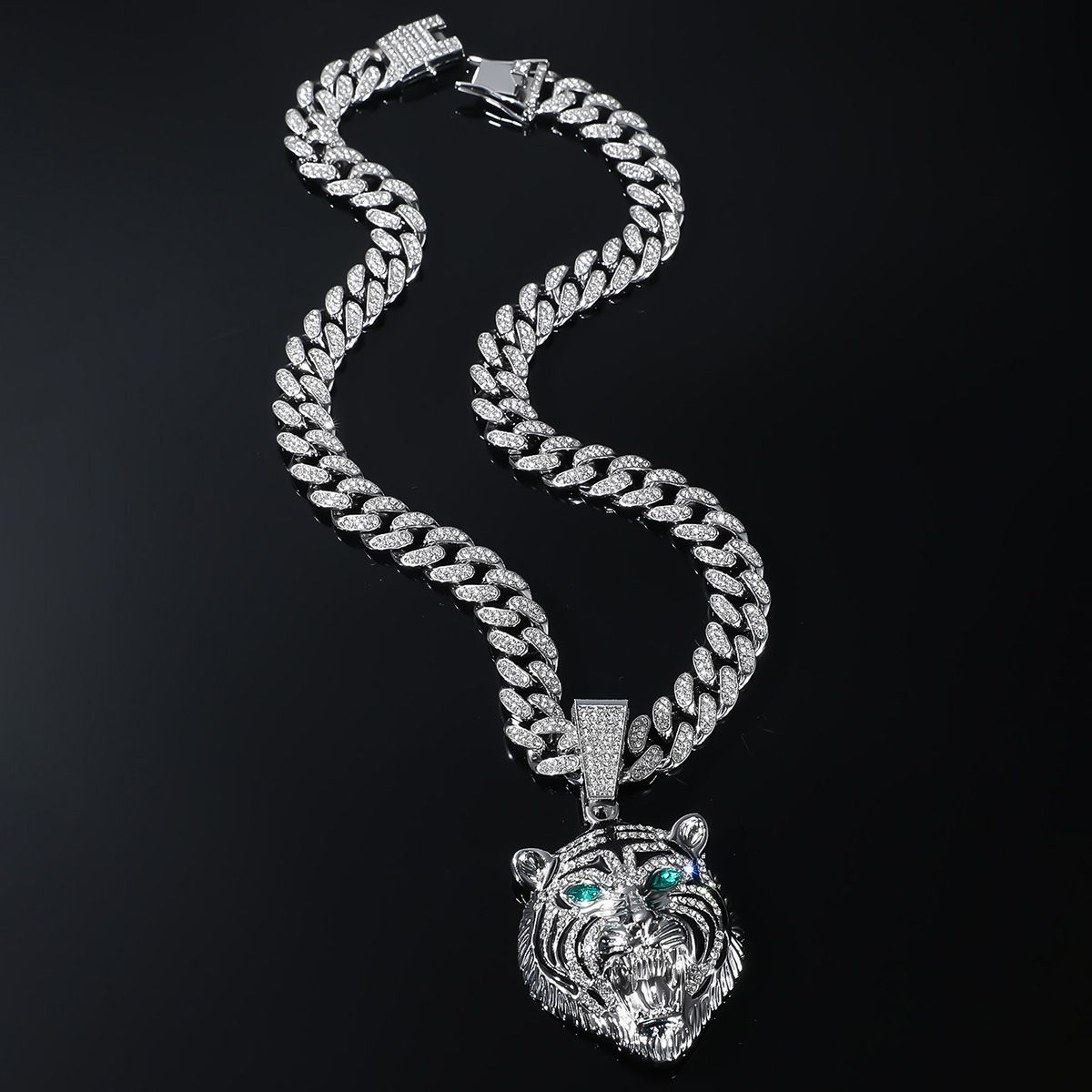 New Hip Hop HIPHOP Jewelry Environmental Protection Zinc Alloy Full Diamond Green Eye Lion Head Pendant Necklace_ipsvogv.com