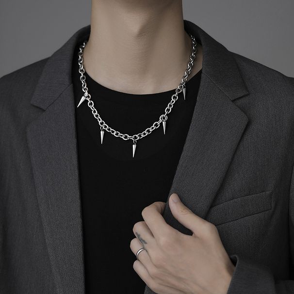 Design, Cool Style, Versatile Titanium Steel Necklace, Men's Trendy Brand, Punk Hip Hop Tassel Rivet, Light Luxury Clavicle Necklace_ipsvogv.com