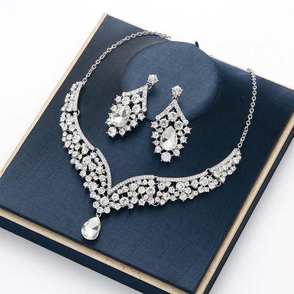 Creative New Exaggerated Crystal Necklace And Earrings Bridal Wedding Jewelry Set_ipsvogv.com