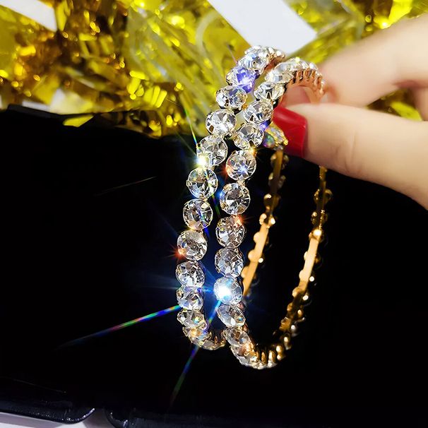 Cao Shi's Oversized Exaggerated Earrings Are A Must-have For Women With Bold Personality, Sweet Cool Accessories, And_ipsvogv.com