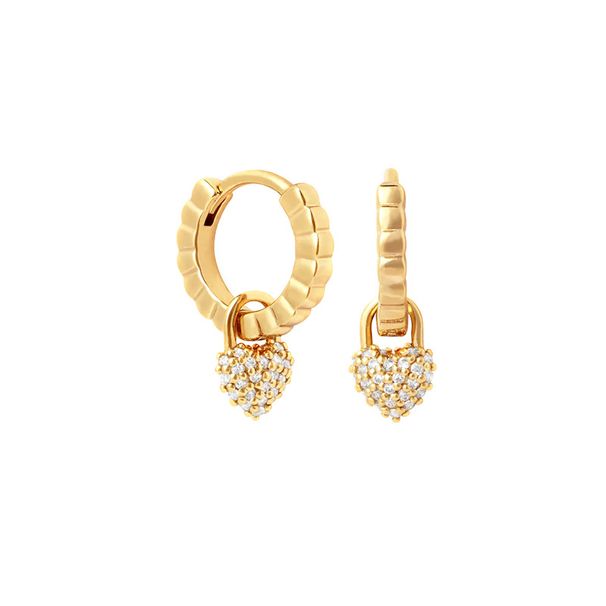 Women's Jewelry S925 Silver Needle Niche Design Light Luxury High End Diamond Heart Shaped Earrings Sweet Temperament Retro Earrings_ipsvogv.com