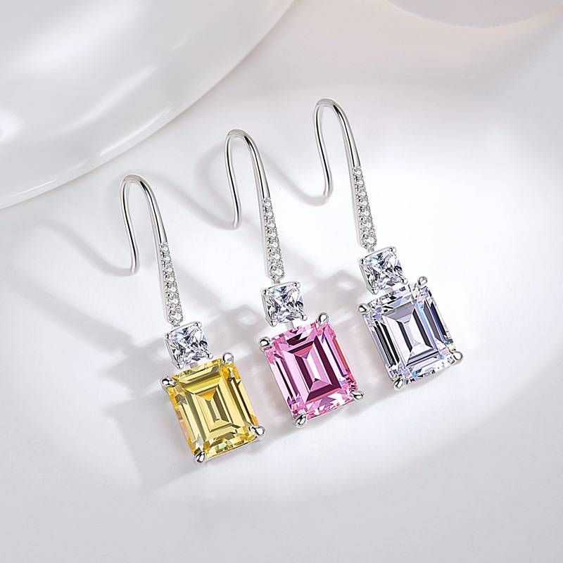 Women's Jewelry Sterling Silver Emerald Ear Hooks Temperamental And Fashionable Geometric Pink Diamond Earrings_ipsvogv.com