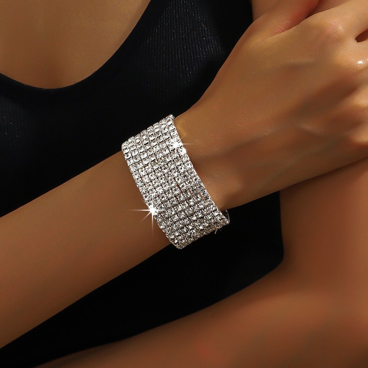 Fashion Jewelry For Women Elegant Rhinestone Silver-Plated Necklace Earrings Bracelet Ring Four-Piece Set_ipsvogv.com
