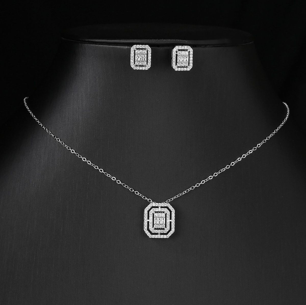 RAKOL Hot Selling Square Gemstone Inlaid Jewelry Fashion Trend Super Flash Necklace Earrings Two-piece Set_ipsvogv.com