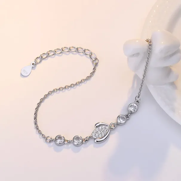 Korean Fashion Personality Simple Water Drop Inlaid Zircon Quick Sell Pull Bracelet Wholesale_ipsvogv.com