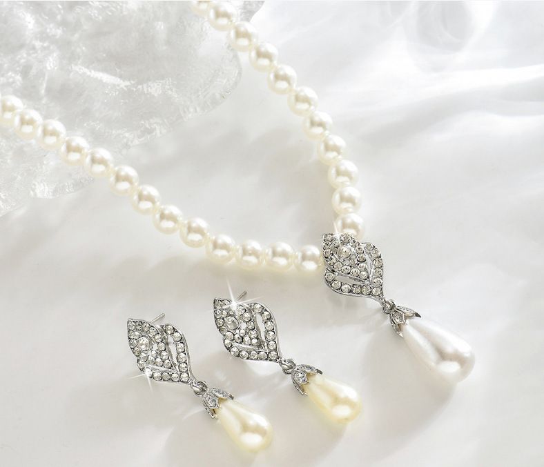 Autumn Evening Party Accessories Necklace New Jewelry Bride Wedding Dress Full Diamond Earrings Bracelet Chain Set_ipsvogv.com